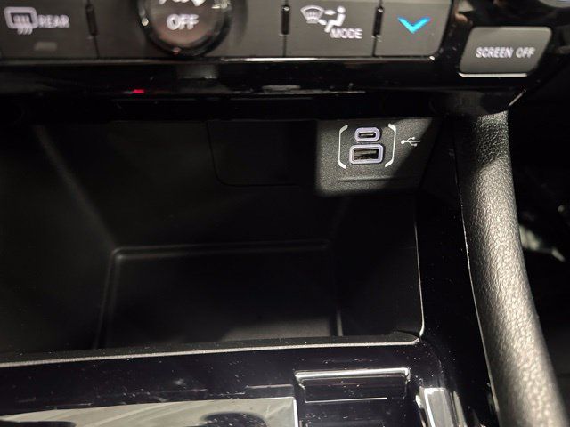 Used 2024 Jeep Compass Limited AWD/4WD image 40