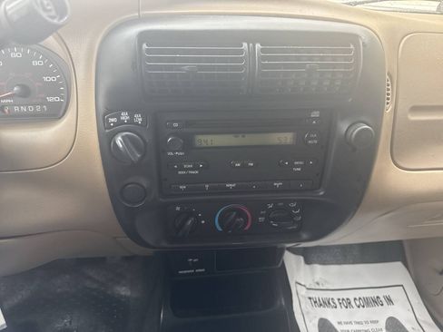 Used 2004 Ford Ranger XLT AWD/4WD image 14