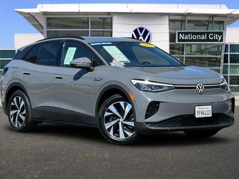 Certified 2023 Volkswagen ID.4 Pro image 2