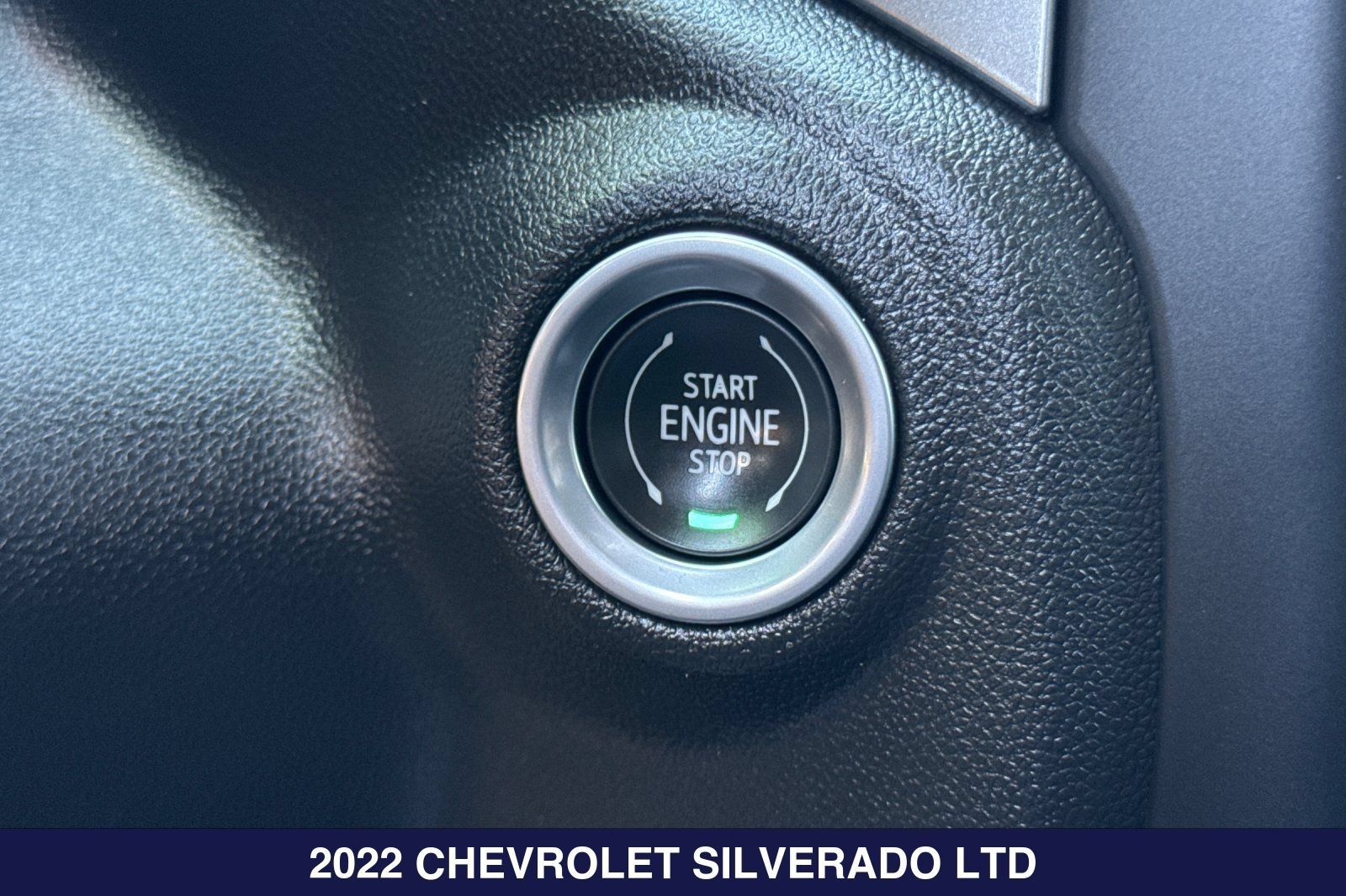 Used 2022 Chevrolet Silverado 1500 RST w/ Safety Package AWD/4WD image 22