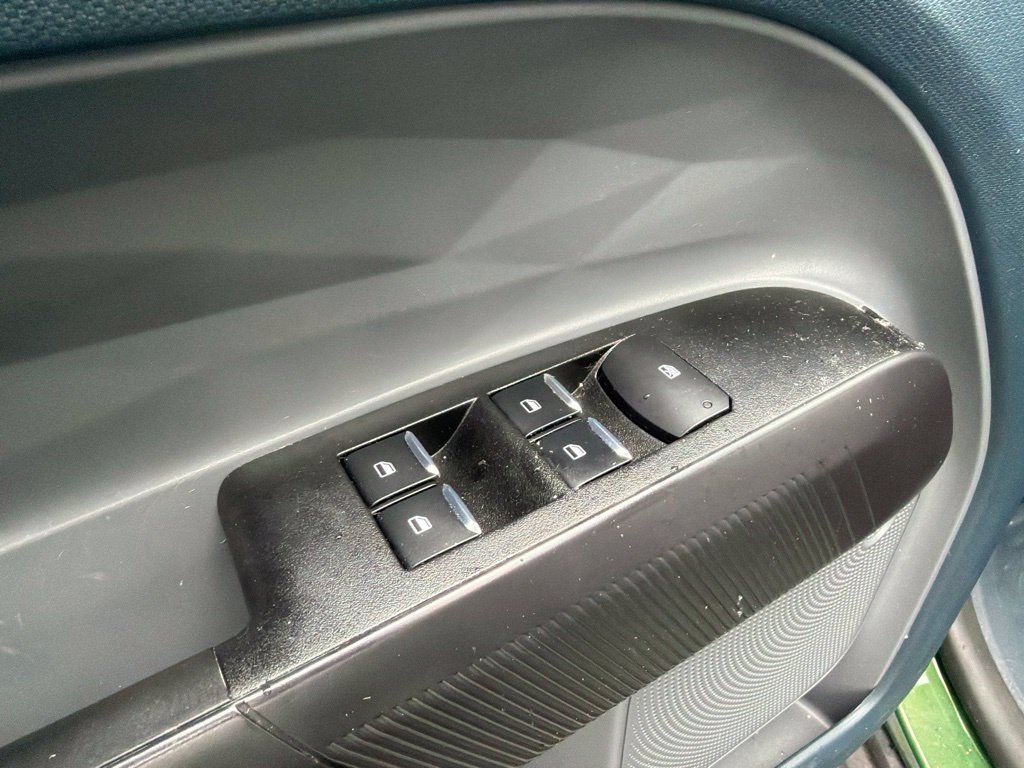 Used 2025 Ford Maverick XL w/ Equipment Group 101A AWD/4WD image 13