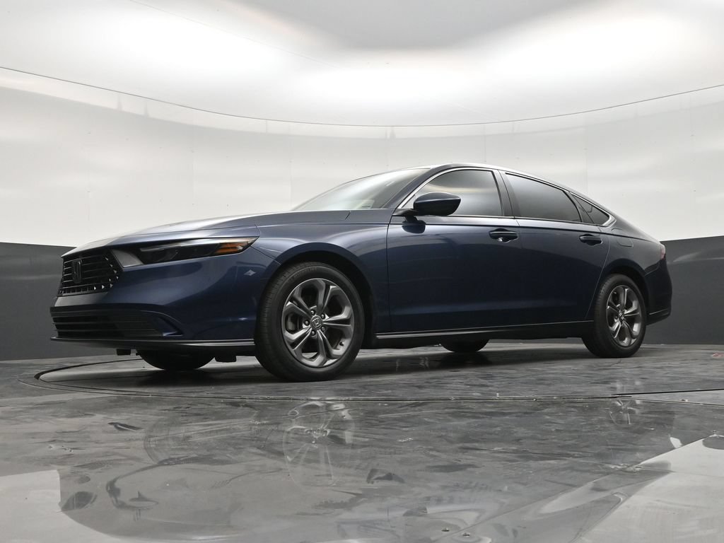 Used 2024 Honda Accord EX image 19