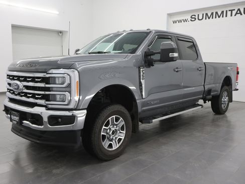 Used 2023 Ford F350 Lariat image 7