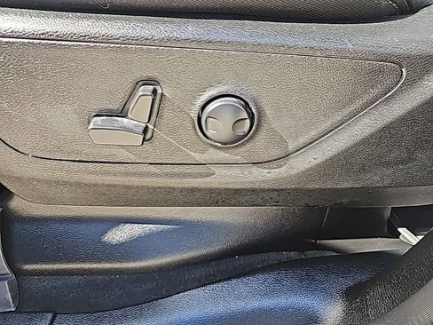 Certified 2023 RAM 1500 Big Horn image 25