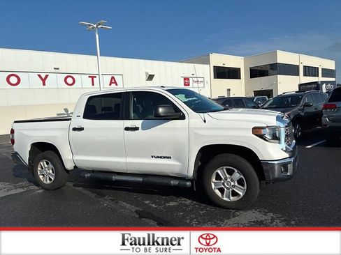 Certified 2019 Toyota Tundra SR5 AWD/4WD image 3