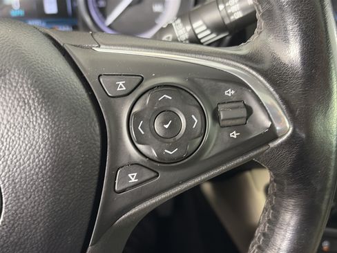 Certified 2020 Buick Envision Essence w/ Experience Buick Package AWD/4WD image 38