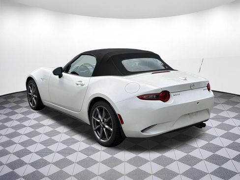 Used 2023 MAZDA MX-5 Miata Grand Touring w/ Weather Package RWD image 2
