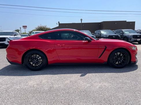 Used 2018 Ford Mustang Shelby GT350 w/ Electronics Package RWD image 5