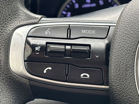 Used 2023 Kia K5 LXS image 19