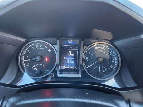 Used 2020 Toyota Tacoma image 23
