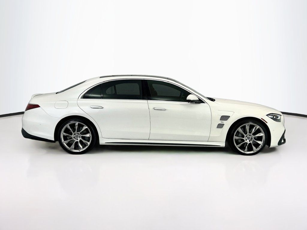Used 2022 Mercedes-Benz S 580 4MATIC Sedan image 4