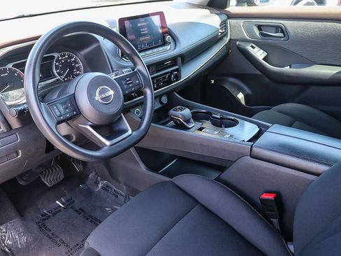 Used 2023 Nissan Rogue S FWD image 16