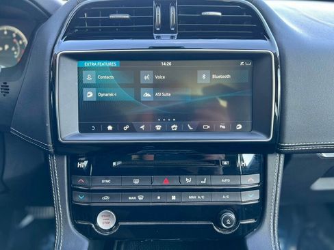 Used 2017 Jaguar F-PACE S image 27