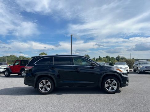Used 2015 Toyota Highlander Limited Platinum AWD/4WD image 5