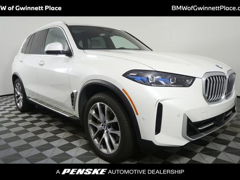 Used 2026 BMW X5 sDrive40i image 1