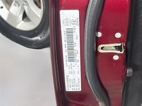 Used 2019 RAM 1500 ST AWD/4WD image 38
