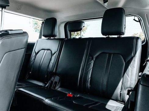Used 2019 Ford Expedition Max Platinum AWD/4WD image 51