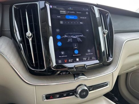 Certified 2023 Volvo XC60 B5 Ultimate image 21