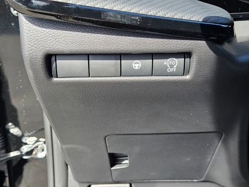 New 2026 Nissan Kicks SR image 30