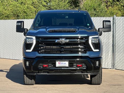 Used 2025 Chevrolet Silverado 2500 LT w/ Trail Boss Package AWD/4WD image 6