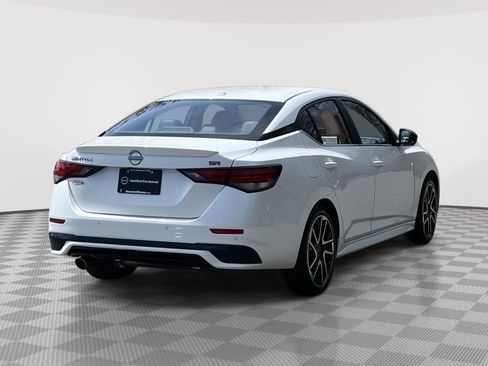 Used 2024 Nissan Sentra SR w/ SR Premium Package FWD image 5