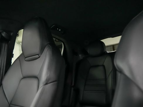 Certified 2026 Porsche Cayenne Turbo GT AWD/4WD image 34