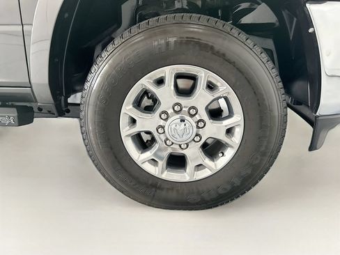 Used 2022 RAM 2500 Laramie AWD/4WD image 30