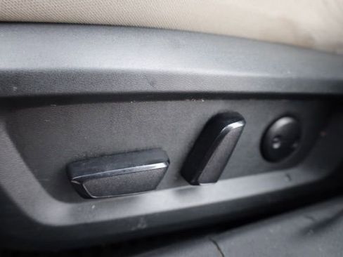 Used 2023 Nissan Rogue SL w/ SL Premium Package image 27