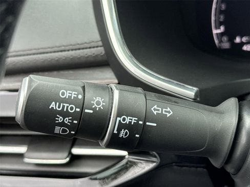 Certified 2023 Acura MDX SH-AWD w/ Advance Package image 22