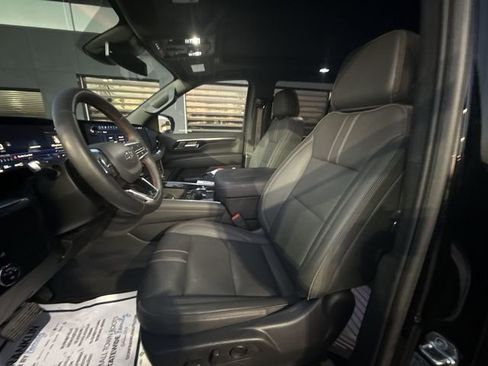 Used 2025 Chevrolet Tahoe RST w/ RST Capability Package image 11