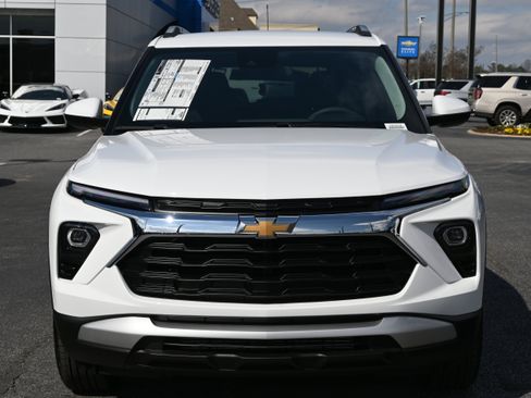New 2026 Chevrolet TrailBlazer LT AWD/4WD image 3