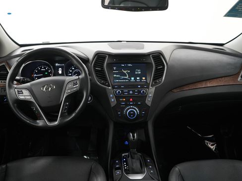 Used 2018 Hyundai Santa Fe Sport w/ 2.0T Ultimate Tech Package 05 AWD/4WD image 16