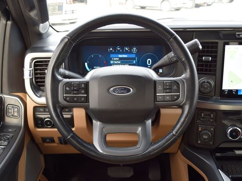 Used 2024 Ford F350 Lariat w/ Lariat Ultimate Package image 8