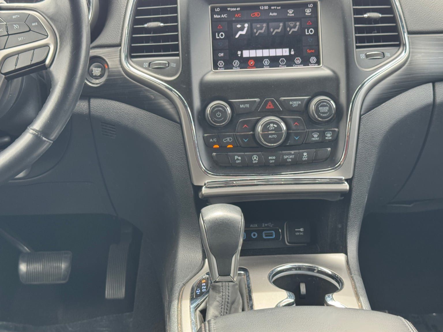 Used 2019 Jeep Grand Cherokee Laredo AWD/4WD image 15