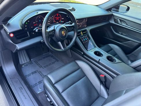 Used 2021 Porsche Taycan RWD image 21