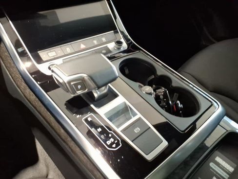 Used 2023 Audi Q7 3.0T Premium w/ Convenience Package image 13