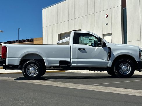 New 2026 Ford F250 XL image 2