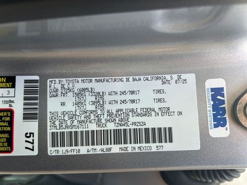 Used 2025 Toyota Tacoma SR5 AWD/4WD image 37