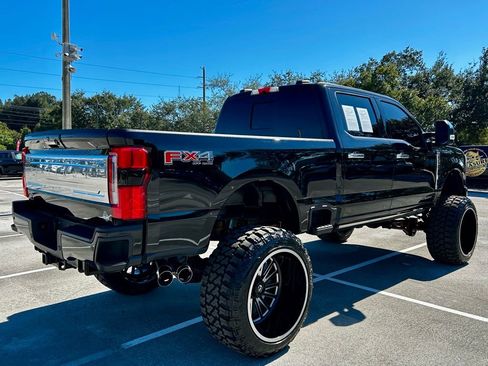 Used 2024 Ford F250 Platinum w/ FX4 Off-Road Package image 34