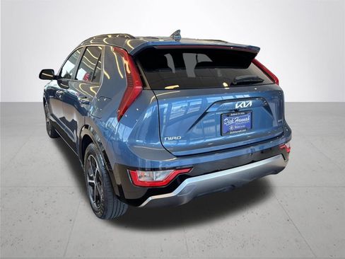 Used 2023 Kia Niro FWD image 10