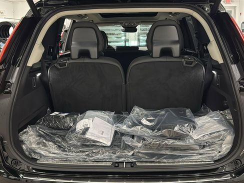 New 2026 Volvo XC90 T8 Ultra w/ Protection Package Premier AWD/4WD image 30