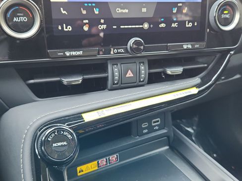 Used 2026 Lexus NX 350h AWD w/ Accessory Package (2T) image 12