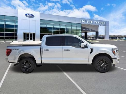 Used 2024 Ford F150 Platinum w/ FX4 Off-Road Package AWD/4WD image 5
