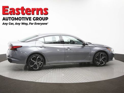 Used 2023 Nissan Altima 2.5 SR AWD/4WD image 43