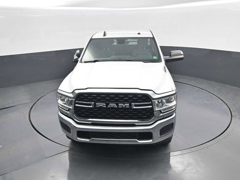Used 2022 RAM 2500 Big Horn AWD/4WD image 30
