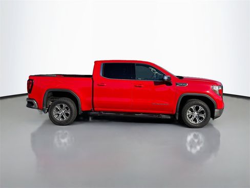 Used 2020 GMC Sierra 1500 SLE w/ SLE Value Package image 8