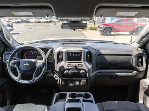 Used 2024 Chevrolet Silverado 1500 Custom RWD image 10