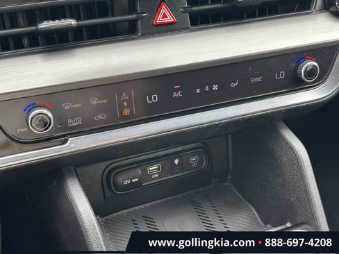 Certified 2024 Kia Sportage EX FWD image 25