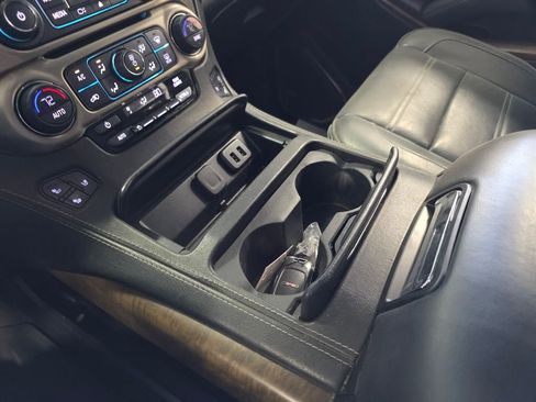 Used 2018 GMC Yukon XL Denali w/ Open Road Package image 23