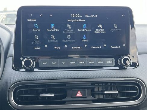 Used 2023 Hyundai Kona Limited image 15